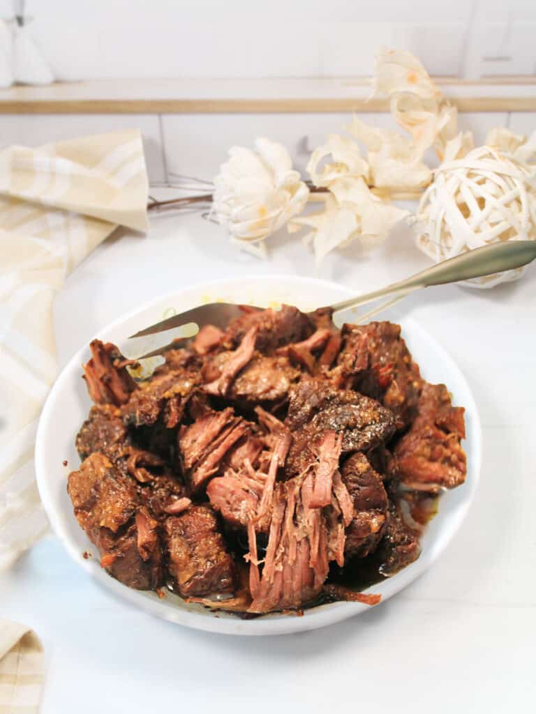 Slow Cooker Hawaiian Short Ribs 2 Cookin Mamas