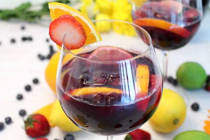 Easy Sangria closeup | 2 Cookin Mamas