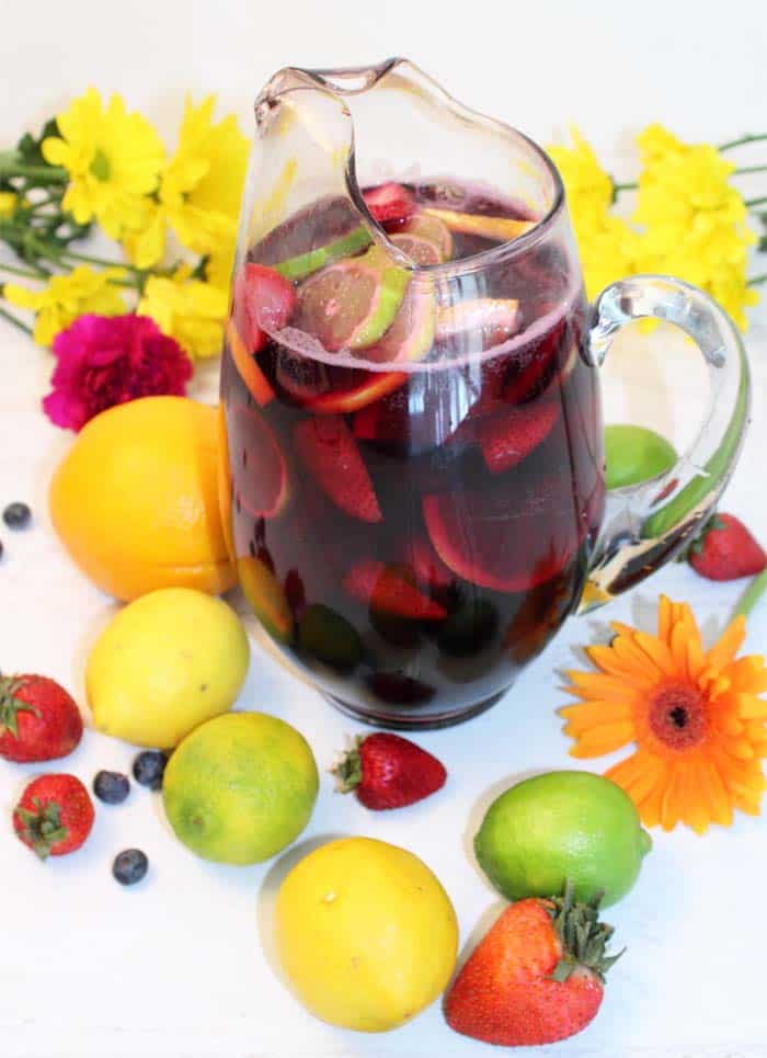 Easy Sangria - Only 3 Ingredients! - 2 Cookin Mamas