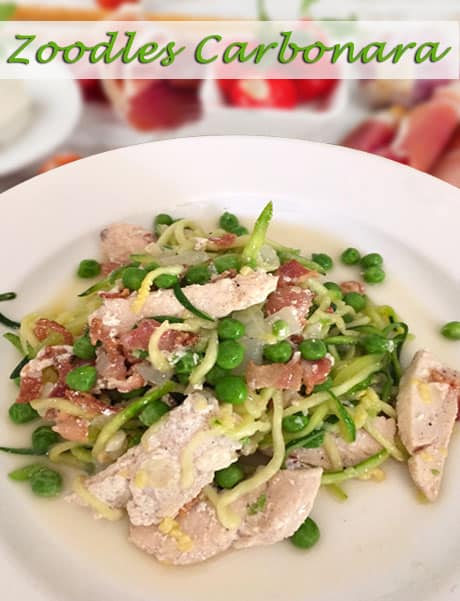 Love pasta but hate the calories? Zoodles to the rescue! Make zucchini into spaghetti-style noodles then toss with this low-fat delicious cream sauce for a delicious Zoodles Carbonara dinner. #zoodles #carbonara #lowcarbdinner #lowcarbrecipe #zucchini