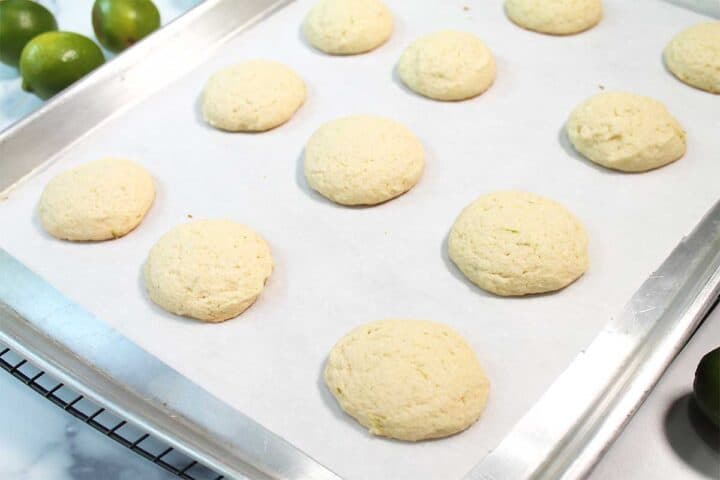 Baked cookies on cookie sheet.