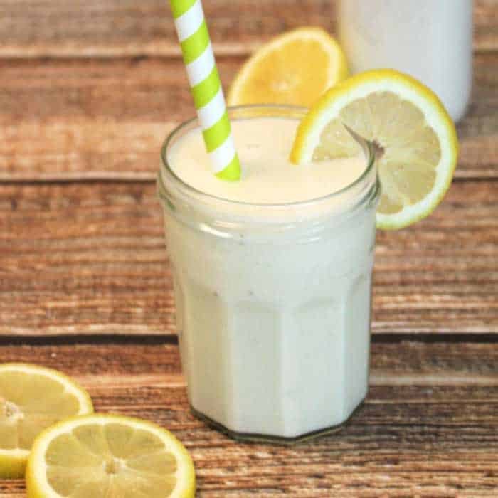 A Refreshingly Healthy Lemon Drop Smoothie - 2 Cookin Mamas