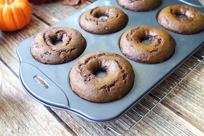 Chocolate Mint Doughnuts baked | 2 Cookin Mamas