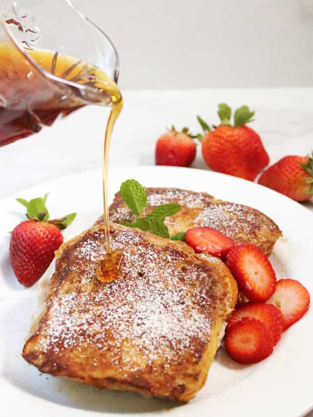 Strawberry Stuffed French Toast - 2 Cookin Mamas