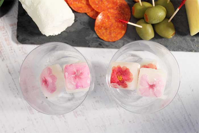 Lemon Sorbet Spritz flower ice cubes