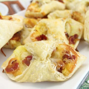 Puff pastry bites closeup.