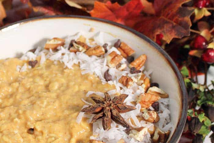 Pumpkin Pie Overnight Oats closeup wide