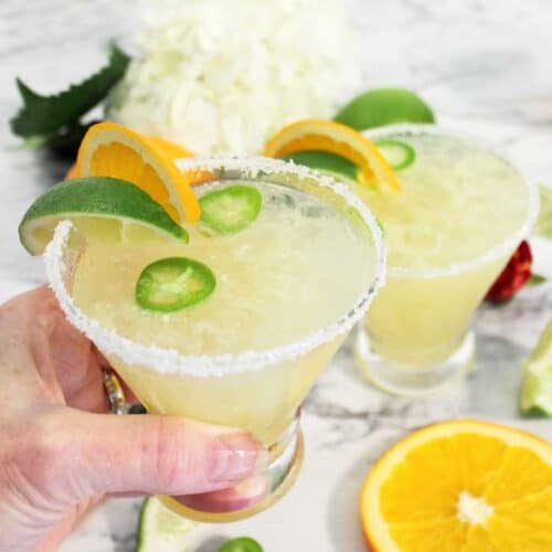 Spicy Sparkling Citrus Margarita cheers square