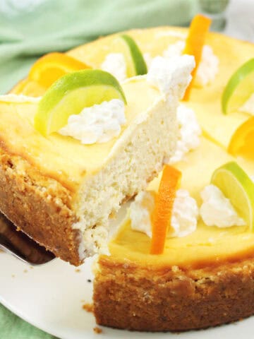 Lifting slice out of margarita cheesecake.