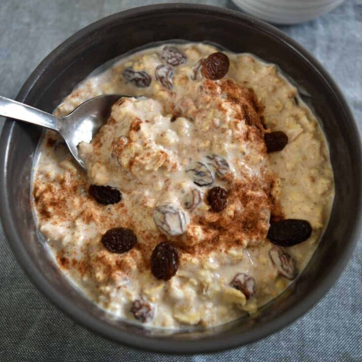 Image for Healthy Cinnamon Raisin Overnight Oats