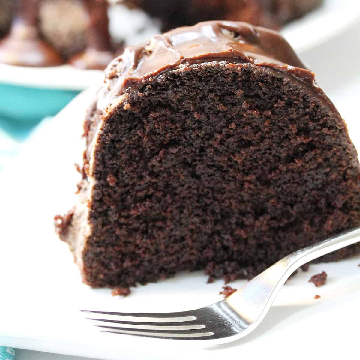 Moist Chocolate Pound Cake Recipe - 2 Cookin Mamas