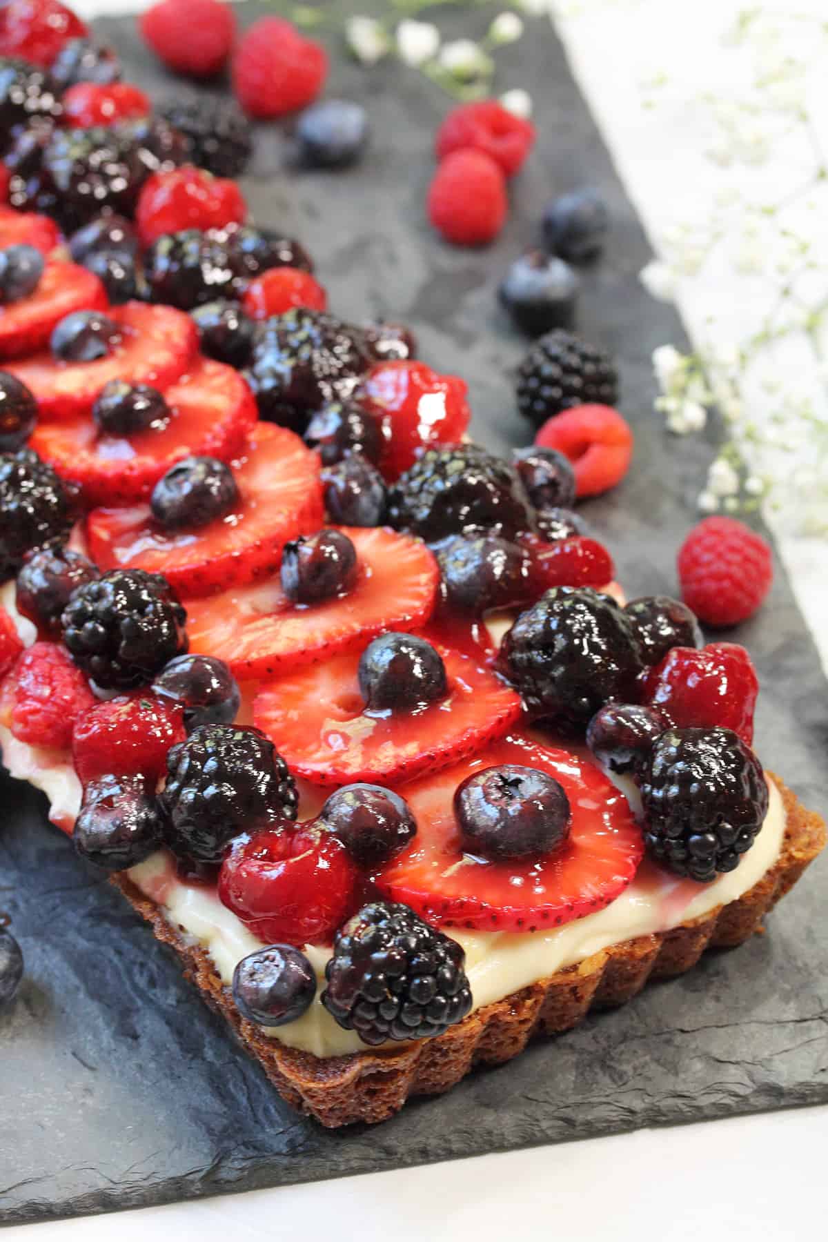 Fresh Fruit Tart with Lemon Cream Cheese Filling