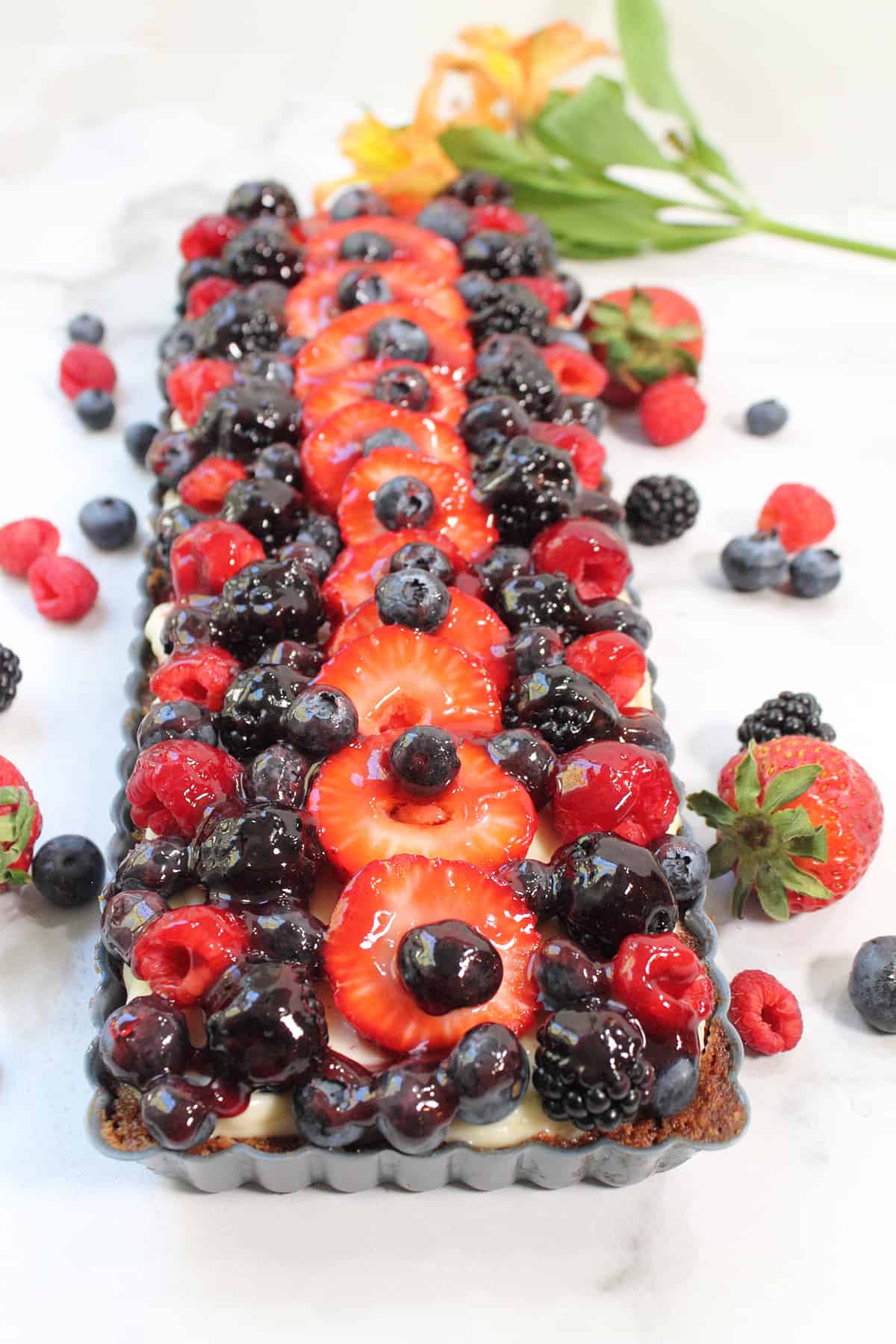 Fresh Fruit Tart with Lemon Cream Cheese Filling