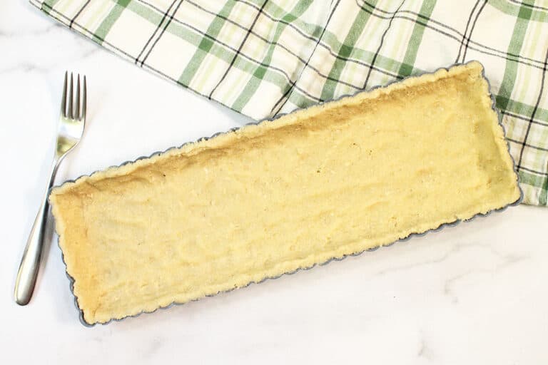 Fresh Fruit Tart with Lemon Cream Cheese Filling