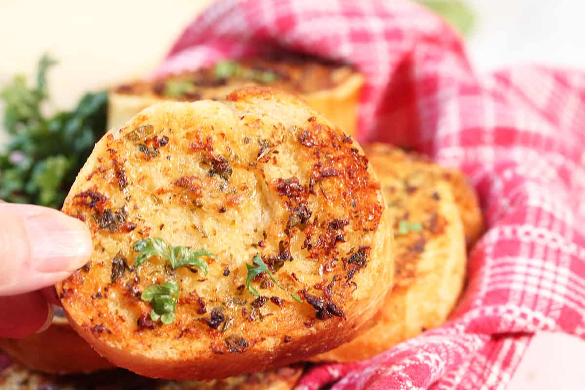 Air Fryer Garlic Bread 2 Cookin Mamas