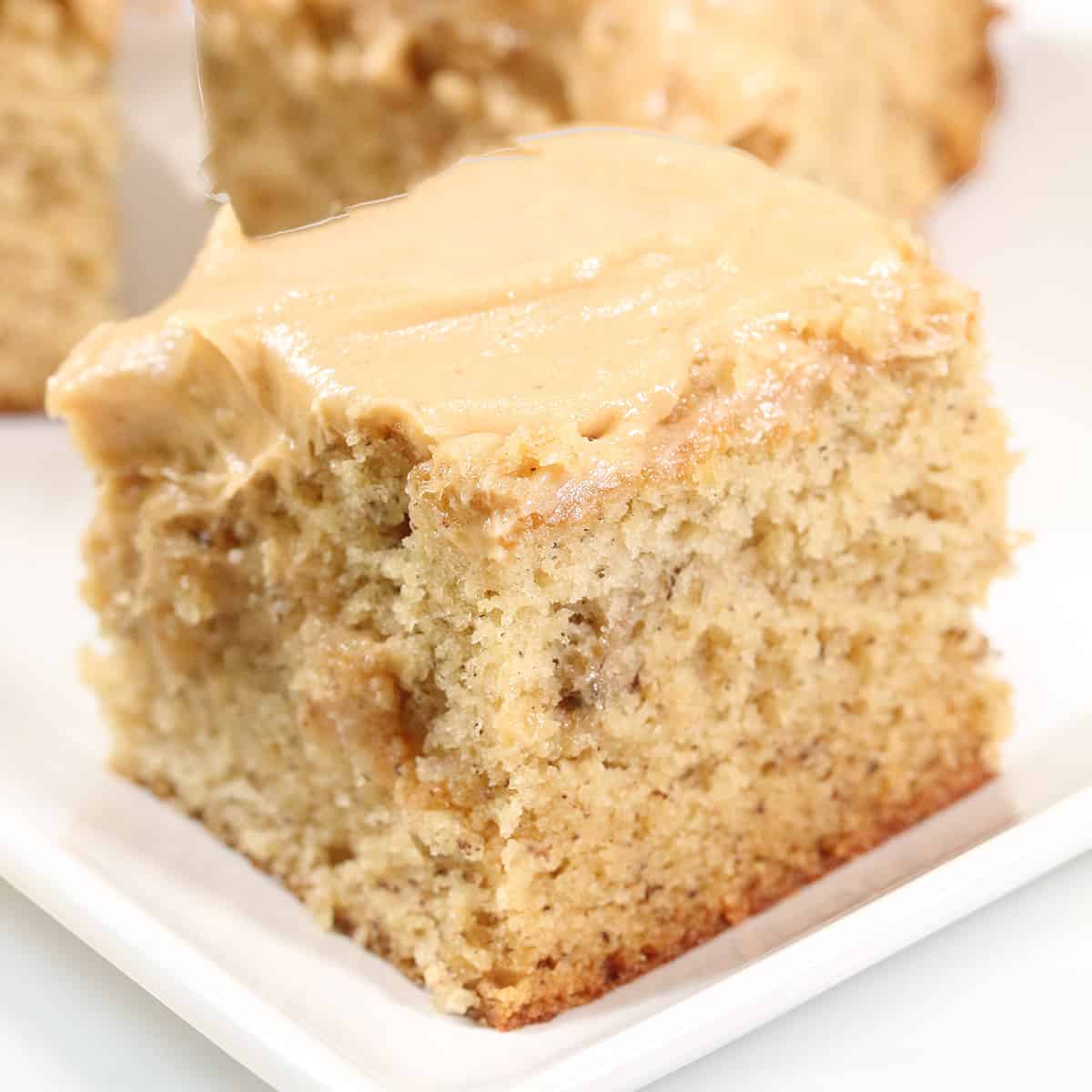 Banana Snack Cake - 2 Cookin Mamas