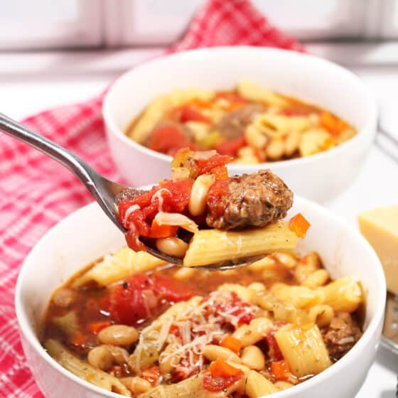 Slow Cooker Hamburger Soup 2 Cookin Mamas