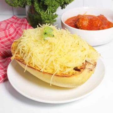 Air Fryer Squash in squash bowl.