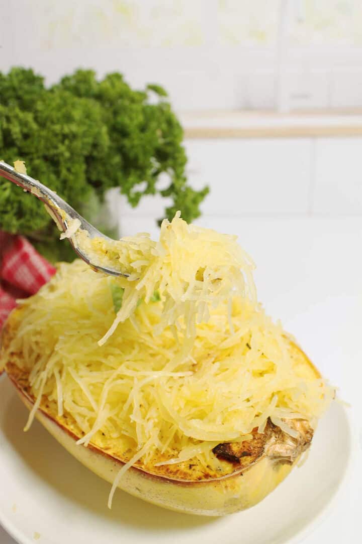 Air Fryer Spaghetti Squash 2 Cookin Mamas