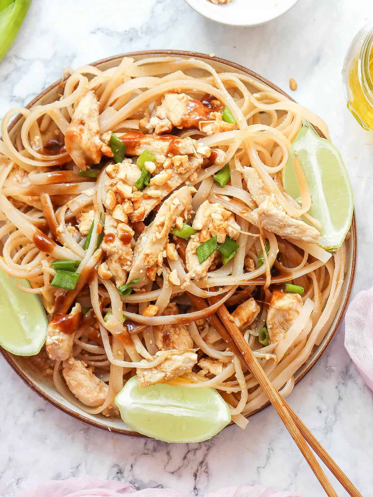 Closeup of Pad Thai Chicken.